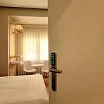 Affittacamere Urban 3*