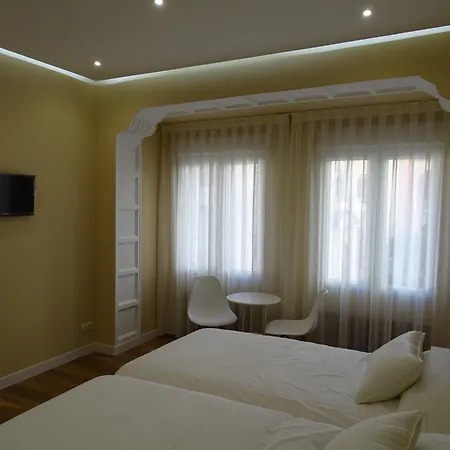 Urban Guest house 3*